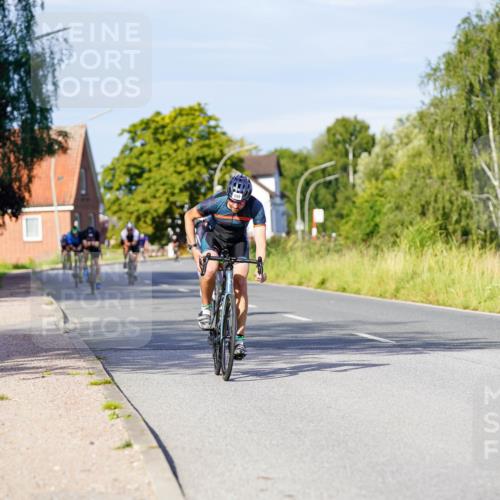 31.08.2025 - Elbe Triathlon Hamburg Michael Burmester http://msf.ph/oto/8666348 31.08.2025 09:35:56 Radfahren 426, 430, 689, 752, 769, 834 meine-sportfotos.de