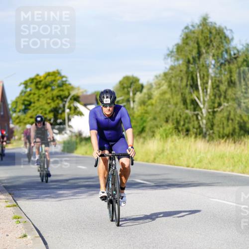 31.08.2025 - Elbe Triathlon Hamburg Michael Burmester http://msf.ph/oto/8666388 31.08.2025 09:36:11 Radfahren 372, 390, 483, 561, 744, 746, 761 meine-sportfotos.de