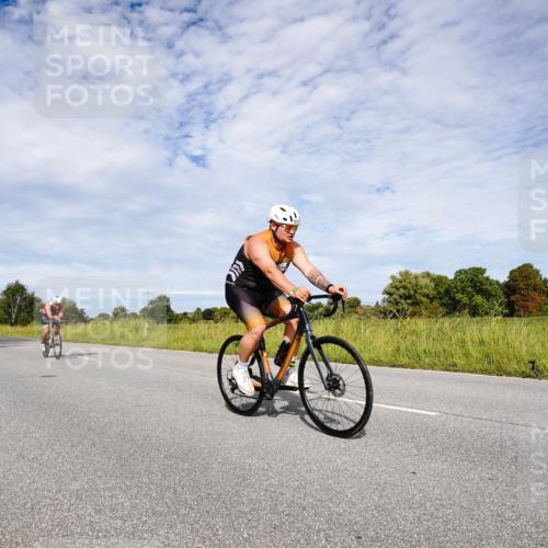 31.08.2025 - Elbe Triathlon Hamburg Michael Burmester http://msf.ph/oto/8666408 31.08.2025 10:30:00 Radfahren 606, 870, 887, 1011, 1155, 1180, 1202 meine-sportfotos.de