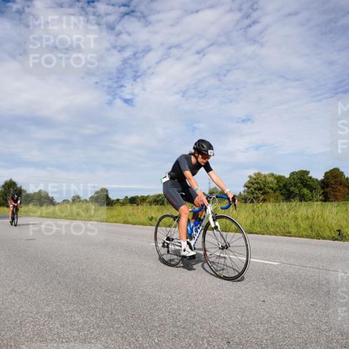 31.08.2025 - Elbe Triathlon Hamburg Michael Burmester http://msf.ph/oto/8666427 31.08.2025 10:30:21 Radfahren 587, 745, 821, 845, 949, 1140, 1227, 1445 meine-sportfotos.de