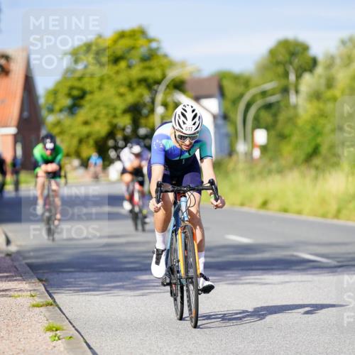 31.08.2025 - Elbe Triathlon Hamburg Michael Burmester http://msf.ph/oto/8666428 31.08.2025 09:36:29 Radfahren 467, 517, 671, 849 meine-sportfotos.de