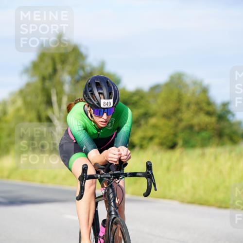 31.08.2025 - Elbe Triathlon Hamburg Michael Burmester http://msf.ph/oto/8666442 31.08.2025 09:36:33 Radfahren 397, 467, 517, 735, 849 meine-sportfotos.de