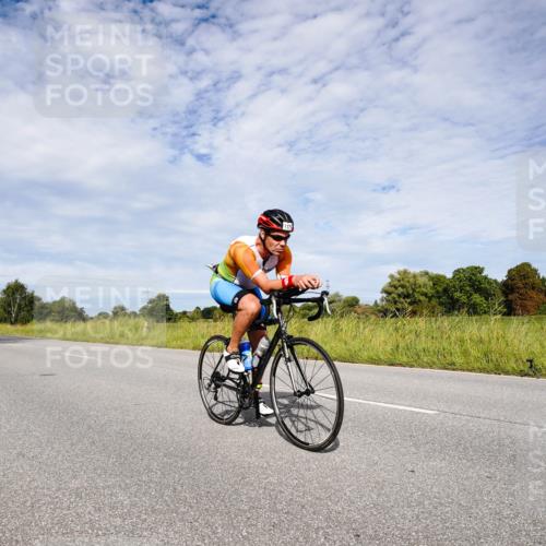 31.08.2025 - Elbe Triathlon Hamburg Michael Burmester http://msf.ph/oto/8666444 31.08.2025 10:30:38 Radfahren 774, 1121 meine-sportfotos.de