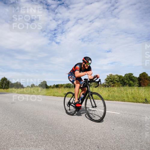 31.08.2025 - Elbe Triathlon Hamburg Michael Burmester http://msf.ph/oto/8666473 31.08.2025 10:31:24 Radfahren 1128, 1132, 1193, 1246 meine-sportfotos.de