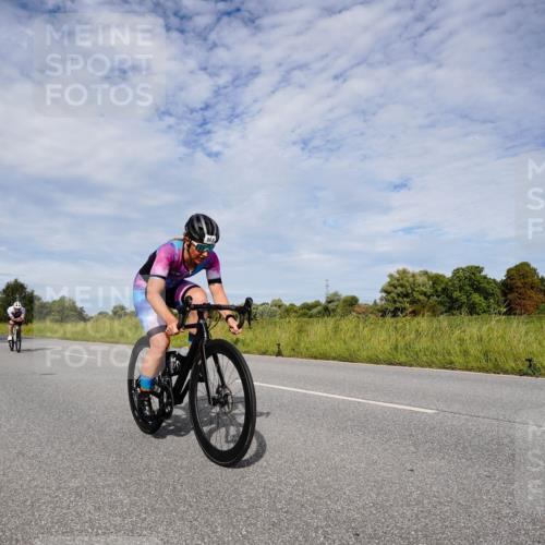 31.08.2025 - Elbe Triathlon Hamburg Michael Burmester http://msf.ph/oto/8666490 31.08.2025 10:31:48 Radfahren 868, 906, 1014, 1224 meine-sportfotos.de