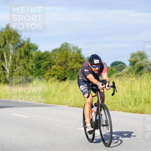 31.08.2025 - Elbe Triathlon Hamburg Michael Burmester http://msf.ph/oto/8666543 31.08.2025 09:37:16 Radfahren 254, 325, 557, 638, 918 meine-sportfotos.de
