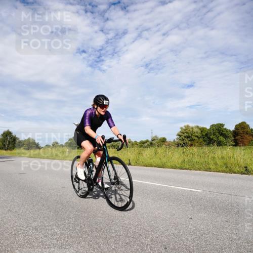 31.08.2025 - Elbe Triathlon Hamburg Michael Burmester http://msf.ph/oto/8666544 31.08.2025 10:32:40 Radfahren 786, 896, 932, 1168, 1174, 1226, 1240 meine-sportfotos.de
