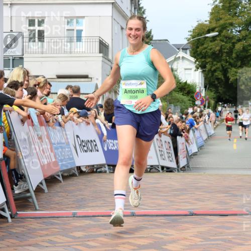 31.08.2025 - 21. Blankeneser Heldenlauf Strokosch-Dieckow http://msf.ph/oto/8666558 31.08.2025 10:58:24 Ziel 3558 meine-sportfotos.de