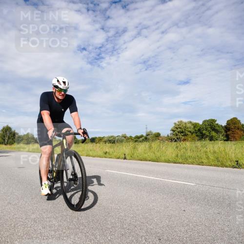 31.08.2025 - Elbe Triathlon Hamburg Michael Burmester http://msf.ph/oto/8666566 31.08.2025 10:33:13 Radfahren 1112, 1139, 1169, 1170, 1184, 1243 meine-sportfotos.de