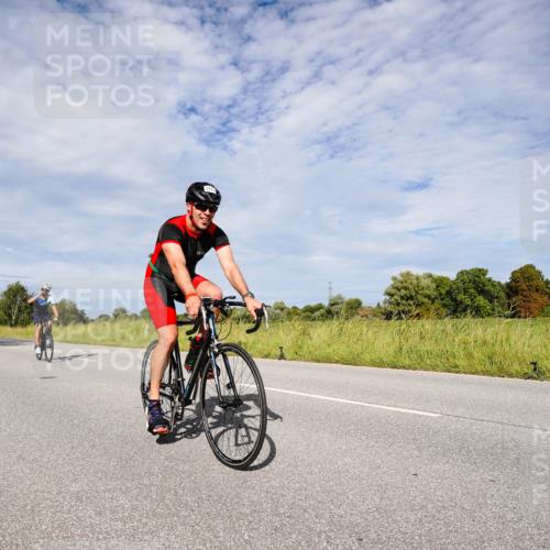 31.08.2025 - Elbe Triathlon Hamburg Michael Burmester http://msf.ph/oto/8666582 31.08.2025 10:33:25 Radfahren 826, 838, 850, 859, 908, 944, 1119, 1177, 1191, 1235, 1241 meine-sportfotos.de