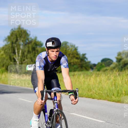 31.08.2025 - Elbe Triathlon Hamburg Michael Burmester http://msf.ph/oto/8666628 31.08.2025 09:37:40 Radfahren 386, 389, 575, 587, 925 meine-sportfotos.de
