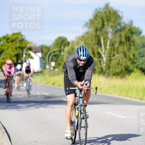 31.08.2025 - Elbe Triathlon Hamburg Michael Burmester http://msf.ph/oto/8666645 31.08.2025 09:37:47 Radfahren 371, 379, 512, 587, 704, 768 meine-sportfotos.de
