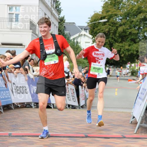 31.08.2025 - 21. Blankeneser Heldenlauf Strokosch-Dieckow http://msf.ph/oto/8666676 31.08.2025 10:58:08 Ziel 3389, 3514, 3425, 3387 meine-sportfotos.de