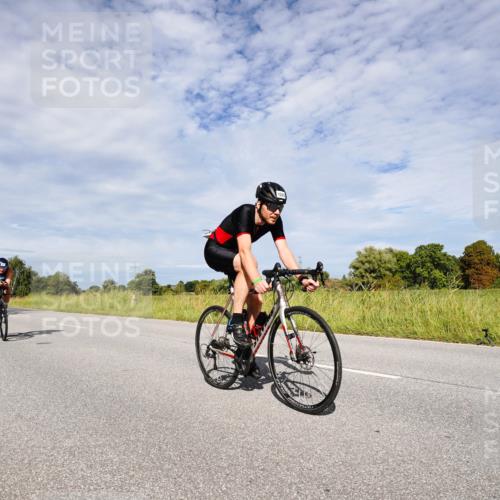 31.08.2025 - Elbe Triathlon Hamburg Michael Burmester http://msf.ph/oto/8666677 31.08.2025 10:35:05 Radfahren 901, 957, 1034, 1045, 1126, 1236 meine-sportfotos.de