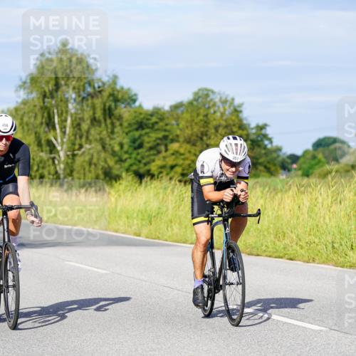 31.08.2025 - Elbe Triathlon Hamburg Michael Burmester http://msf.ph/oto/8666678 31.08.2025 09:37:56 Radfahren 252, 351, 379, 435, 456, 540, 551, 554, 597 meine-sportfotos.de