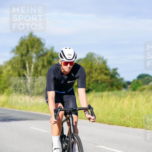 31.08.2025 - Elbe Triathlon Hamburg Michael Burmester http://msf.ph/oto/8666680 31.08.2025 09:37:57 Radfahren 252, 351, 435, 456, 540, 551, 554, 597 meine-sportfotos.de
