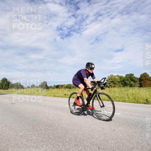 31.08.2025 - Elbe Triathlon Hamburg Michael Burmester http://msf.ph/oto/8666691 31.08.2025 10:35:14 Radfahren 794, 957, 960 meine-sportfotos.de
