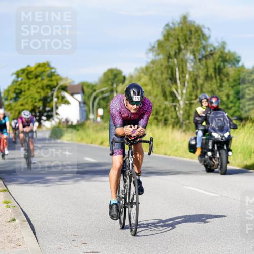31.08.2025 - Elbe Triathlon Hamburg Michael Burmester http://msf.ph/oto/8666746 31.08.2025 09:38:11 Radfahren 267, 289, 370, 402, 403, 506, 788, 895 meine-sportfotos.de