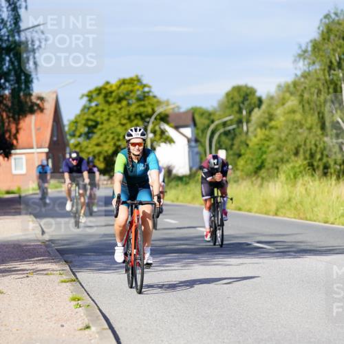 31.08.2025 - Elbe Triathlon Hamburg Michael Burmester http://msf.ph/oto/8666756 31.08.2025 09:38:14 Radfahren 267, 289, 370, 402, 472, 506, 699, 788 meine-sportfotos.de