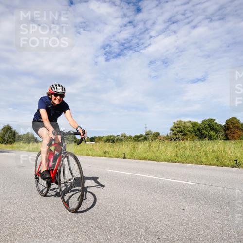 31.08.2025 - Elbe Triathlon Hamburg Michael Burmester http://msf.ph/oto/8666785 31.08.2025 10:36:44 Radfahren 920, 998, 1024, 1067, 1113, 1124, 1135, 1137 meine-sportfotos.de