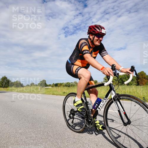 31.08.2025 - Elbe Triathlon Hamburg Michael Burmester http://msf.ph/oto/8666803 31.08.2025 10:36:55 Radfahren 810, 892, 939, 953, 963, 983, 1056, 1085, 1178, 1194 meine-sportfotos.de
