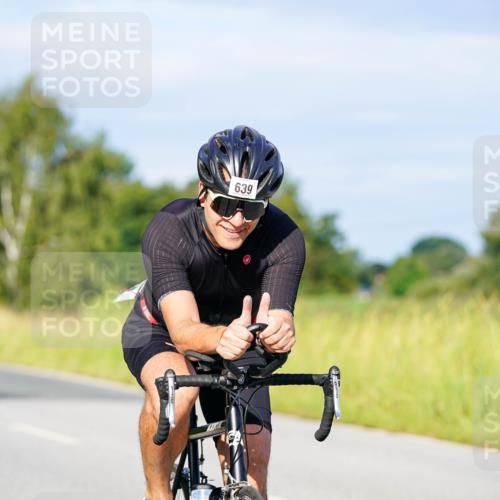 31.08.2025 - Elbe Triathlon Hamburg Michael Burmester http://msf.ph/oto/8666872 31.08.2025 09:38:50 Radfahren 457, 521, 611, 639, 736 meine-sportfotos.de