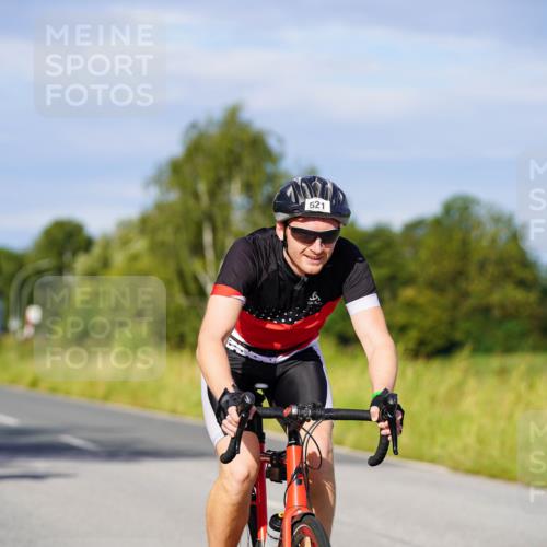31.08.2025 - Elbe Triathlon Hamburg Michael Burmester http://msf.ph/oto/8666878 31.08.2025 09:38:53 Radfahren 457, 521, 611, 639, 736 meine-sportfotos.de