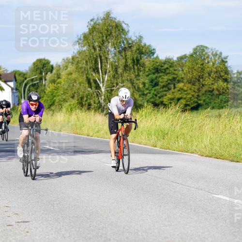 31.08.2025 - Elbe Triathlon Hamburg Michael Burmester http://msf.ph/oto/8666897 31.08.2025 09:39:03 Radfahren 260, 424, 453, 497, 653, 922 meine-sportfotos.de