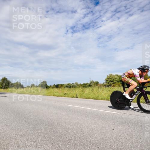 31.08.2025 - Elbe Triathlon Hamburg Michael Burmester http://msf.ph/oto/8666926 31.08.2025 10:38:40 Radfahren 634, 771, 972, 1201, 1274 meine-sportfotos.de