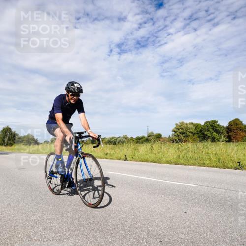 31.08.2025 - Elbe Triathlon Hamburg Michael Burmester http://msf.ph/oto/8666934 31.08.2025 10:38:46 Radfahren 634, 771, 1093, 1291 meine-sportfotos.de
