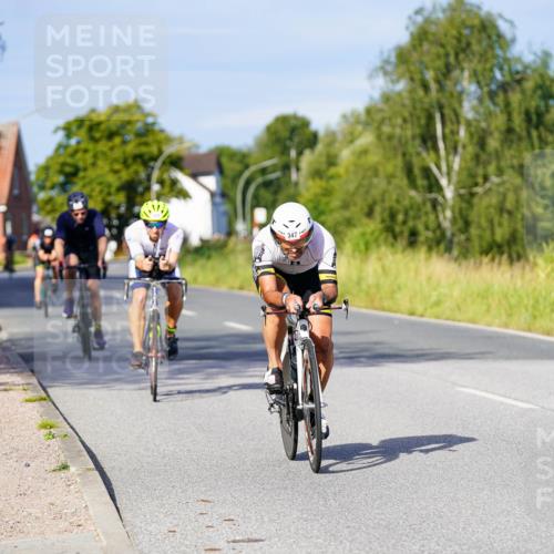 31.08.2025 - Elbe Triathlon Hamburg Michael Burmester http://msf.ph/oto/8666942 31.08.2025 09:39:15 Radfahren 293, 347, 616, 659, 900 meine-sportfotos.de
