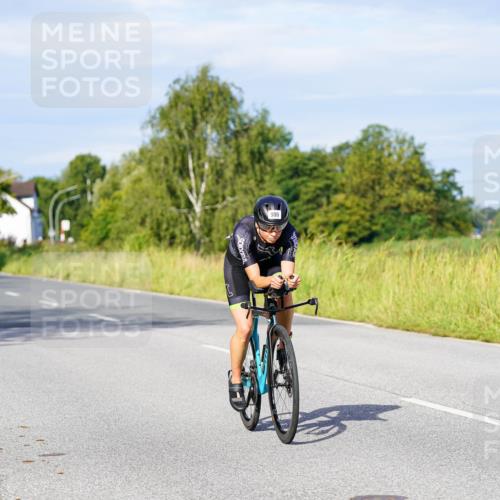 31.08.2025 - Elbe Triathlon Hamburg Michael Burmester http://msf.ph/oto/8666958 31.08.2025 09:39:18 Radfahren 347, 616, 659, 900 meine-sportfotos.de