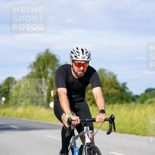 31.08.2025 - Elbe Triathlon Hamburg Michael Burmester http://msf.ph/oto/8667024 31.08.2025 09:39:47 Radfahren 388, 514, 797 meine-sportfotos.de