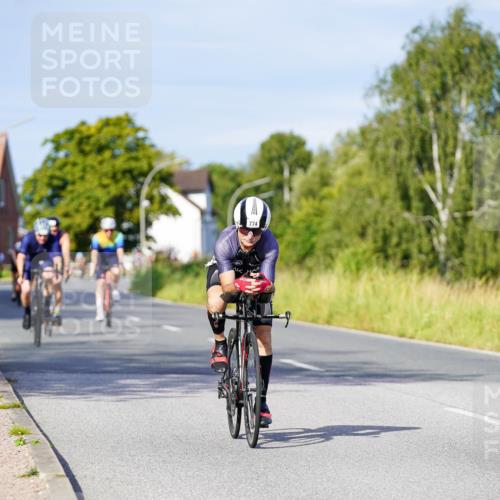 31.08.2025 - Elbe Triathlon Hamburg Michael Burmester http://msf.ph/oto/8667037 31.08.2025 09:39:57 Radfahren 334, 418, 432, 473, 576, 774 meine-sportfotos.de