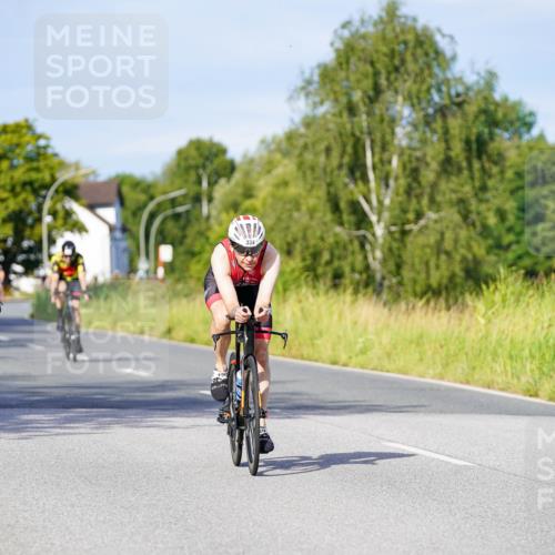 31.08.2025 - Elbe Triathlon Hamburg Michael Burmester http://msf.ph/oto/8667051 31.08.2025 09:40:03 Radfahren 334, 348, 418, 432, 499, 536, 576, 652, 698, 725 meine-sportfotos.de