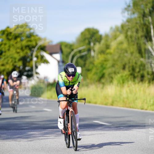 31.08.2025 - Elbe Triathlon Hamburg Michael Burmester http://msf.ph/oto/8667150 31.08.2025 09:40:40 Radfahren 246, 341, 415, 417, 444, 451, 619, 716, 805, 830 meine-sportfotos.de