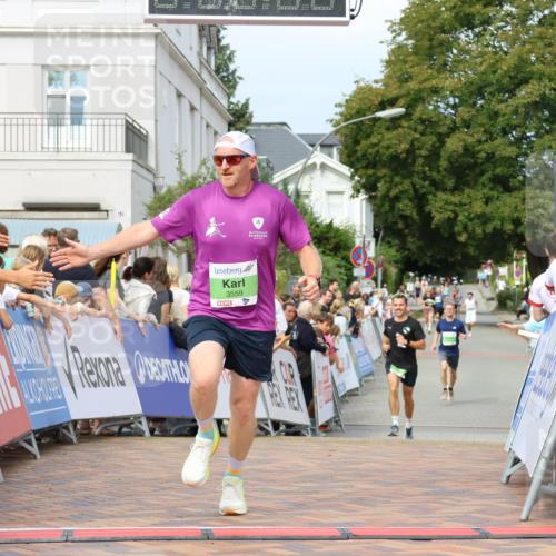 31.08.2025 - 21. Blankeneser Heldenlauf Strokosch-Dieckow http://msf.ph/oto/8667238 31.08.2025 10:57:44 Ziel 3559, 3421, 3045 meine-sportfotos.de