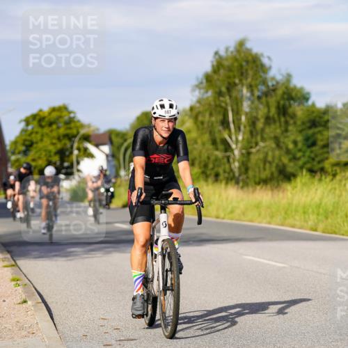 31.08.2025 - Elbe Triathlon Hamburg Michael Burmester http://msf.ph/oto/8667272 31.08.2025 09:41:14 Radfahren 261, 318, 395, 445, 523, 650, 672, 679, 692, 815, 853, 887 meine-sportfotos.de