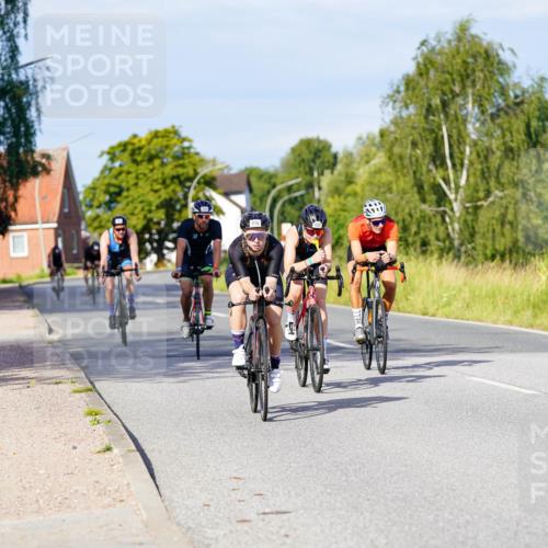 31.08.2025 - Elbe Triathlon Hamburg Michael Burmester http://msf.ph/oto/8667296 31.08.2025 09:41:17 Radfahren 261, 318, 395, 445, 630, 650, 672, 692, 815, 853, 887 meine-sportfotos.de