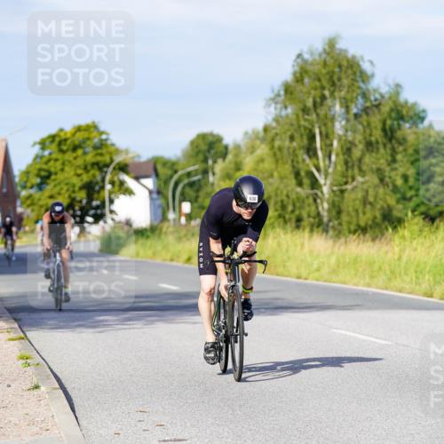 31.08.2025 - Elbe Triathlon Hamburg Michael Burmester http://msf.ph/oto/8667310 31.08.2025 09:41:22 Radfahren 318, 395, 630, 650, 821, 851, 853 meine-sportfotos.de