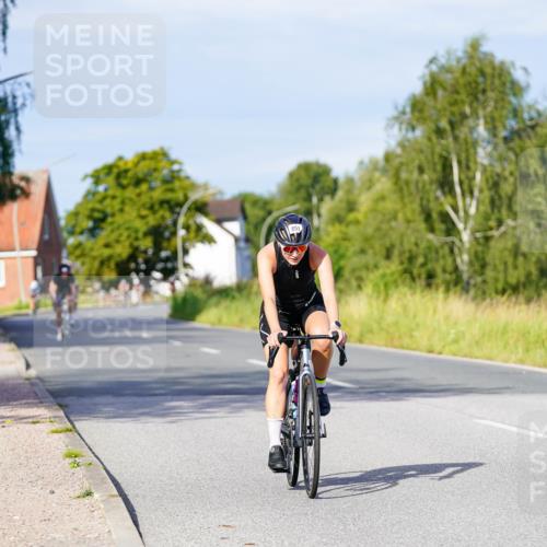 31.08.2025 - Elbe Triathlon Hamburg Michael Burmester http://msf.ph/oto/8667317 31.08.2025 09:41:24 Radfahren 630, 821, 851 meine-sportfotos.de