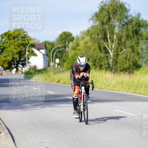 31.08.2025 - Elbe Triathlon Hamburg Michael Burmester http://msf.ph/oto/8667368 31.08.2025 09:41:45 Radfahren 376, 813, 829 meine-sportfotos.de