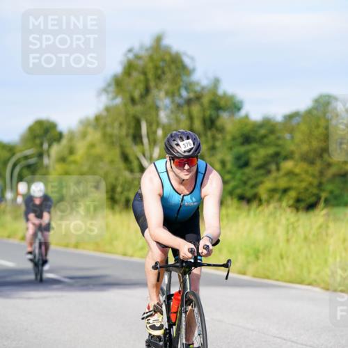 31.08.2025 - Elbe Triathlon Hamburg Michael Burmester http://msf.ph/oto/8667376 31.08.2025 09:41:51 Radfahren 266, 376, 579, 681, 910 meine-sportfotos.de