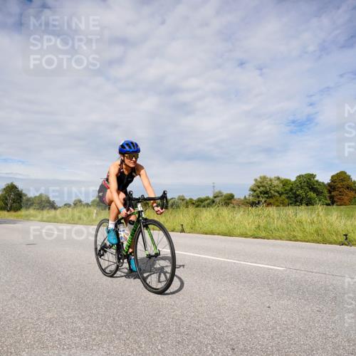 31.08.2025 - Elbe Triathlon Hamburg Michael Burmester http://msf.ph/oto/8667400 31.08.2025 10:48:10 Radfahren 870, 1157, 1225, 1276, 1289, 1339, 1340, 1379 meine-sportfotos.de