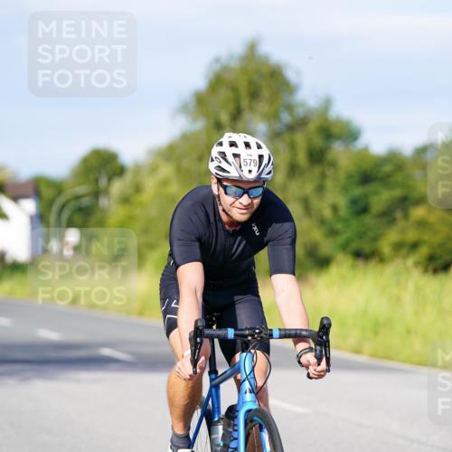 31.08.2025 - Elbe Triathlon Hamburg Michael Burmester http://msf.ph/oto/8667401 31.08.2025 09:41:58 Radfahren 508, 579, 681, 722 meine-sportfotos.de