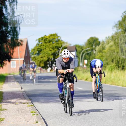 31.08.2025 - Elbe Triathlon Hamburg Michael Burmester http://msf.ph/oto/8667416 31.08.2025 09:42:07 Radfahren 385, 465, 487, 590 meine-sportfotos.de