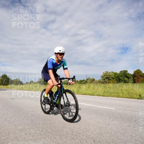 31.08.2025 - Elbe Triathlon Hamburg Michael Burmester http://msf.ph/oto/8667461 31.08.2025 10:49:32 Radfahren 1184, 1238, 1304 meine-sportfotos.de