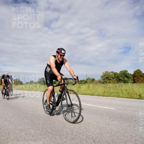 31.08.2025 - Elbe Triathlon Hamburg Michael Burmester http://msf.ph/oto/8667497 31.08.2025 10:50:25 Radfahren 1146, 1220, 1236, 1333, 1354 meine-sportfotos.de