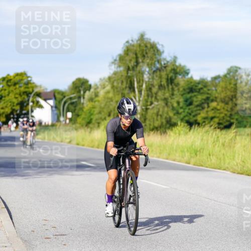 31.08.2025 - Elbe Triathlon Hamburg Michael Burmester http://msf.ph/oto/8667511 31.08.2025 09:42:42 Radfahren 247, 268, 361, 505, 615, 715, 811, 884 meine-sportfotos.de