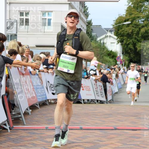 31.08.2025 - 21. Blankeneser Heldenlauf Strokosch-Dieckow http://msf.ph/oto/8667518 31.08.2025 10:57:24 Ziel 3499, 3503 meine-sportfotos.de